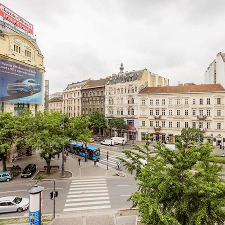 Elegant Apartment In Super Central Location Budapest Ngoại thất bức ảnh